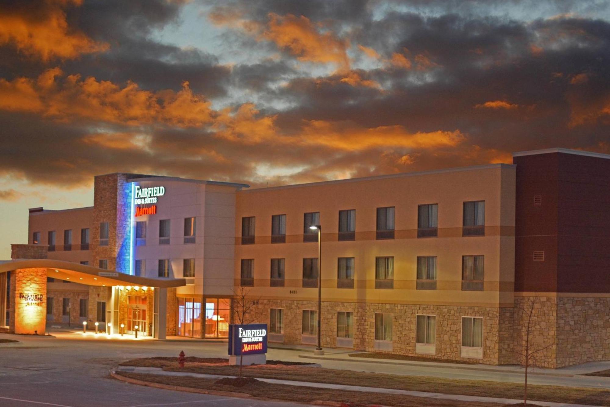 Fairfield Inn & Suites By Marriott Lincoln Southeast Zewnętrze zdjęcie
